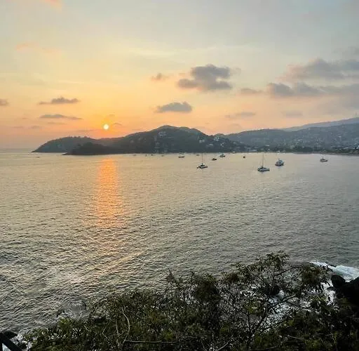 Casa 4 - Private Plunge Pool - Bay Views - Walk To La Ropa